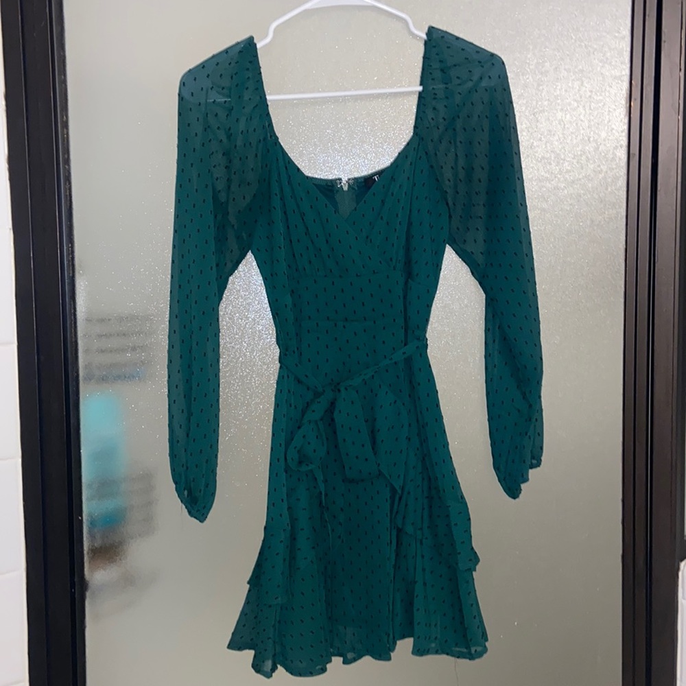 Trixxi Dress - Picture 5 of 7